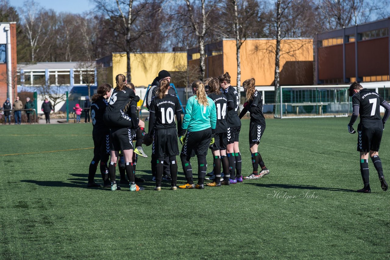 Bild 127 - B-Juniorinnen Halbfinale SVHU - Holstein Kiel : Ergebnis: 3:0